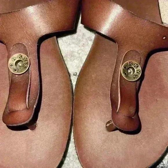 Corky’s Roadway Thong Sandals size 6 - Picture 2 of 4